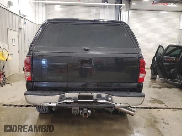 ✅ 2007 Chevrolet Silverado 2500HD LT3 • VIN: 1GCHK23D47F191159 • Лот: 64376955. Опубликован ранее на Copart с пробегом 447 049 миль. Бесплатный доступ к архиву аукционных продаж из США и подробный отчёт об истории автомобиля на DreamBid. Изображение 6.