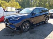 ✅ 2021 Toyota Highlander XLE • VIN: 5TDGZRAH2MS514366 • Lot: 43440513. Listed on IAAI with 74,096 mi. Free auction sales archive from the USA and detailed vehicle history report at DreamBid. Image 20.