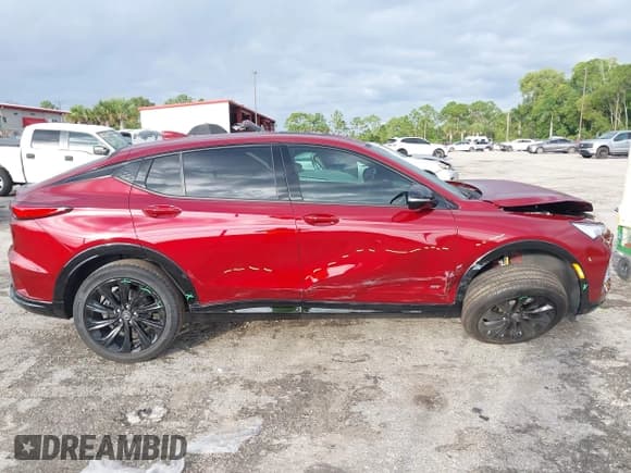 ✅ 2025 Buick Envista Sport Touring • VIN: KL47LBEP3SB147261 • Lot: 43550658. Wystawiony na IAAI z przebiegiem 7 995 mil. Bezpłatny archiwum sprzedaży aukcyjnych z USA i szczegółowy raport historii pojazdu na DreamBid. Zdjęcie 13.