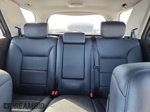 ✅ 2011 Mercedes-Benz M 350 • VIN: 4JGBB8GB6BA691682 • Lot: 82623735. Listed on Copart with 161,200 mi. Free auction sales archive from the USA and detailed vehicle history report at DreamBid. Image 10.