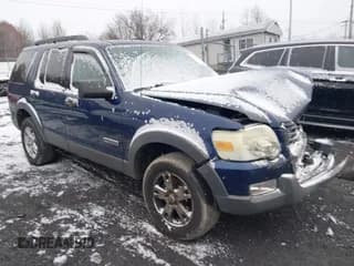 ✅ 2006 Ford Explorer XLT • VIN: 1FMEU73E86UB54950 • Lot: 43655738. Wystawiony na IAAI z przebiegiem 211 926 mil. Bezpłatny archiwum sprzedaży aukcyjnych z USA i szczegółowy raport historii pojazdu na DreamBid. Zdjęcie 1.