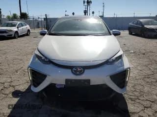 ✅ 2019 Toyota Mirai • VIN: JTDBVRBD5KA005562 • Lot: 67398414. Listed on Copart with 61,260 mi. Free auction sales archive from the USA and detailed vehicle history report at DreamBid. Image 5.