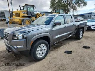 ✅ 2023 Nissan Frontier SV • VIN: 1N6ED1FK9PN651467 • Lot: 86219955. Wystawiony na Copart z przebiegiem 18 665 mil. Bezpłatny archiwum sprzedaży aukcyjnych z USA i szczegółowy raport historii pojazdu na DreamBid. Zdjęcie 1.