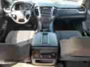 2018 Chevrolet Suburban LS с VIN 1GNSCGKC0JR278370, выставлен на аукционе Copart как лот 57657395 с пробегом 224 903 миль миль и Чистый • Clean title. История ставок и продаж доступна на DreamBid. Изображение 8.