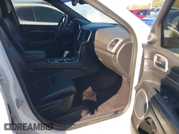 ✅ 2016 Jeep Grand Cherokee Overland • VIN: 1C4RJFCM8GC450445 • Лот: 43597733. Опубликован ранее на IAAI с пробегом 157 351 миль. Бесплатный доступ к архиву аукционных продаж из США и подробный отчёт об истории автомобиля на DreamBid. Изображение 5.