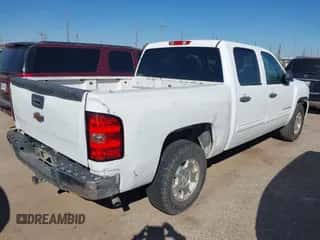2011 Chevrolet Silverado 1500 LT with VIN 3GCPKSE3XBG363458, listed as a IAAI auction lot 43402485 with 312,273 mi miles and . Bid and sale history available at DreamBid. Image 4.
