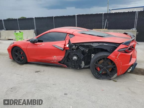 ✅ 2020 Chevrolet Corvette 2LT • VIN: 1G1Y72D46L5109733 • Lot: 64547425. Listed on Copart with 32,066 mi. Free auction sales archive from the USA and detailed vehicle history report at DreamBid. Image 2.