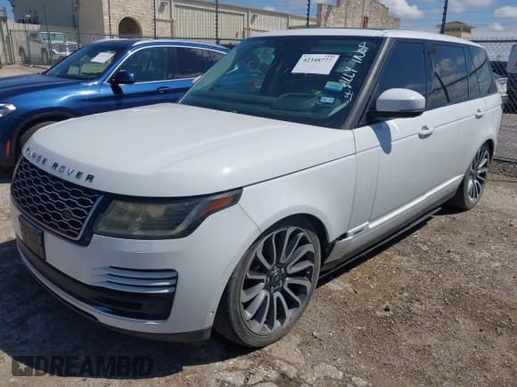 ✅ 2018 Land Rover Range Rover • VIN: SALGS5RE4JA381585 • Лот: 42348777. Опубликован ранее на IAAI с пробегом 76 529 миль. Бесплатный доступ к архиву аукционных продаж из США и подробный отчёт об истории автомобиля на DreamBid. Изображение 17.