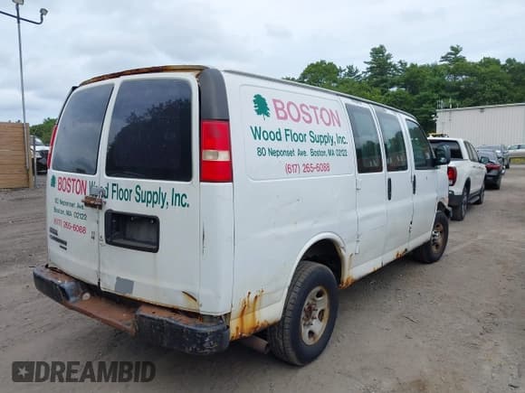 ✅ 2012 Chevrolet Express Cargo • VIN: 1GCZGTCA4C1152175 • Lot: 42768479. Listed on IAAI with 155,675 mi. Free auction sales archive from the USA and detailed vehicle history report at DreamBid. Image 4.