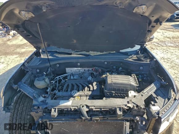 ✅ 2022 Volkswagen Atlas SEL R-Line • VIN: 1V2AR2CA3NC513760 • Lot: 96081705. Wystawiony na Copart z przebiegiem Nie podano. Bezpłatny archiwum sprzedaży aukcyjnych z USA i szczegółowy raport historii pojazdu na DreamBid. Zdjęcie 12.