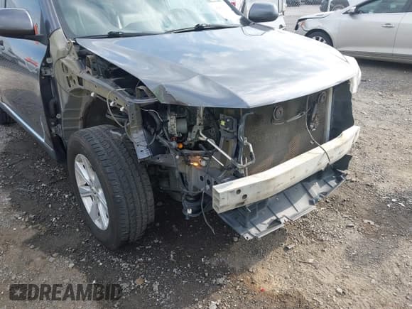 ✅ 2012 Toyota Highlander • VIN: 5TDZK3EH7CS082540 • Лот: 42930166. Опубликован ранее на IAAI с пробегом 199 538 миль. Бесплатный доступ к архиву аукционных продаж из США и подробный отчёт об истории автомобиля на DreamBid. Изображение 6.