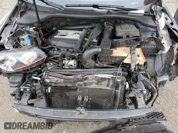 ✅ 2013 Volkswagen Golf GTI • VIN: WVWFD7AJ2DW123753 • Лот: 81737335. Опубликован ранее на Copart с пробегом 176 845 миль. Бесплатный доступ к архиву аукционных продаж из США и подробный отчёт об истории автомобиля на DreamBid. Изображение 11.