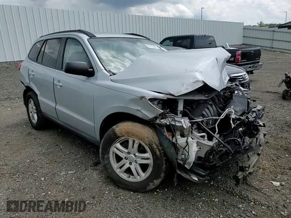 ✅ 2010 Hyundai Santa Fe GLS • VIN: 5NMSG3AB9AH393553 • Лот: 67219345. Опубликован ранее на Copart с пробегом 55 545 миль. Бесплатный доступ к архиву аукционных продаж из США и подробный отчёт об истории автомобиля на DreamBid. Изображение 14.