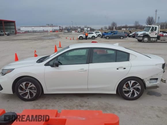 ✅ 2024 Subaru Legacy • VIN: 4S3BWAB66R3011613 • Lot: 41480204. Listed on IAAI with 71,925 mi. Free auction sales archive from the USA and detailed vehicle history report at DreamBid. Image 15.