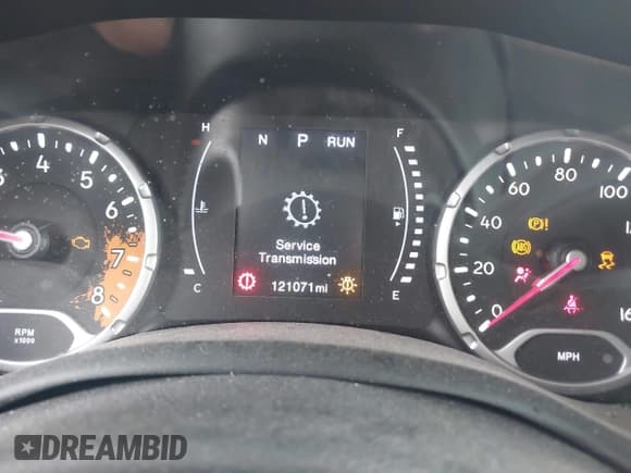 ✅ 2018 Jeep Renegade Latitude • VIN: ZACCJBBB1JPG87201 • Lot: 43399830. Listed on IAAI with 121,071 mi. Free auction sales archive from the USA and detailed vehicle history report at DreamBid. Image 7.