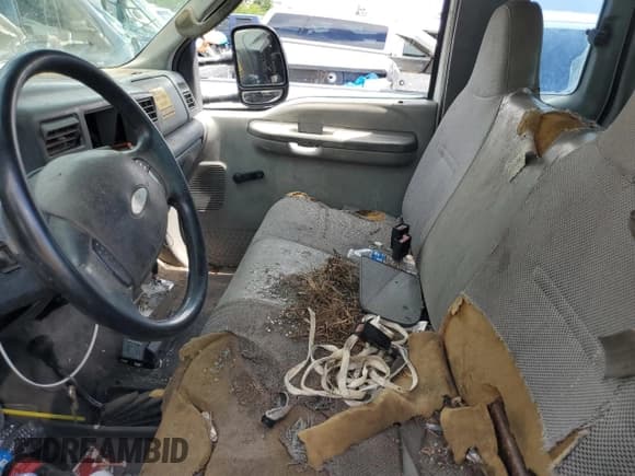 ✅ 2003 Ford F-250 XL • VIN: 1FTNX20P13EC51496 • Lot: 64813615. Listed on Copart with Not provided. Free auction sales archive from the USA and detailed vehicle history report at DreamBid. Image 7.