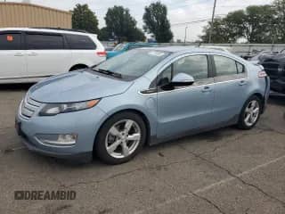 2014 Chevrolet Volt z VIN 1G1RB6E47EU129796, wystawiony jako Copart lot #81775305 z przebiegiem 151 299 mil mil oraz Szkoda całkowita • Salvage title. Historia ofert i sprzedaży dostępna na DreamBid. Obrazek 1.