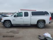 ✅ 2011 GMC Sierra 1500 SLE • VIN: 1GTR1VE04BZ407506 • Lot: 41703417. Wystawiony na IAAI z przebiegiem 231 572 mil. Bezpłatny archiwum sprzedaży aukcyjnych z USA i szczegółowy raport historii pojazdu na DreamBid. Zdjęcie 14.