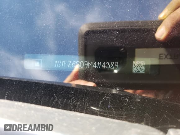 ✅ 2021 Chevrolet Bolt EV Premier • VIN: 1G1FZ6S09M4114389 • Lot: 63015711. Wystawiony na Copart z przebiegiem 1 697 mil. Bezpłatny archiwum sprzedaży aukcyjnych z USA i szczegółowy raport historii pojazdu na DreamBid. Zdjęcie 10.