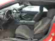 2019 Chevrolet Camaro 1LT с VIN 1G1FB3DX2K0139569, выставлен на аукционе Copart как лот 46160105 с пробегом 121 986 миль миль и Списание • Salvage title. История ставок и продаж доступна на DreamBid. Изображение 7.