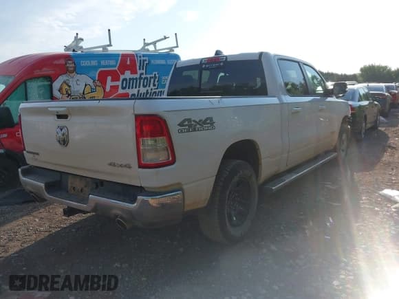 ✅ 2022 Ram 1500 Big Horn • VIN: 1C6SRFMT1NN339860 • Lot: 42949598. Listed on IAAI with 55,718 mi. Free auction sales archive from the USA and detailed vehicle history report at DreamBid. Image 4.