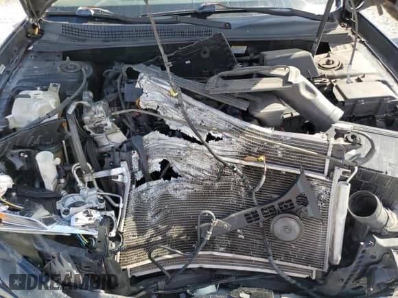 ✅ 2010 Hyundai Sonata GLS • VIN: 5NPET4AC1AH621801 • Лот: 80326194. Опубликован ранее на Copart с пробегом Не указан. Бесплатный доступ к архиву аукционных продаж из США и подробный отчёт об истории автомобиля на DreamBid. Изображение 12.