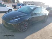 ✅ 2024 Tesla Model Y Performance • VIN: 7SAYGDEF2RF069471 • Lot: 43853119. Wystawiony na IAAI z przebiegiem 18 014 mil. Bezpłatny archiwum sprzedaży aukcyjnych z USA i szczegółowy raport historii pojazdu na DreamBid. Zdjęcie 19.