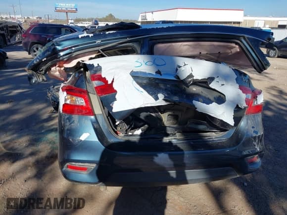 ✅ 2017 Nissan Sentra SL • VIN: 3N1AB7AP5HY217521 • Lot: 42505495. Listed on IAAI with Not provided. Free auction sales archive from the USA and detailed vehicle history report at DreamBid. Image 15.