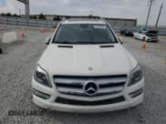 ✅ 2013 Mercedes-Benz GL 450 • VIN: 4JGDF7CE3DA114988 • Lot: 90250445. Wystawiony na Copart z przebiegiem 226 992 mil. Bezpłatny archiwum sprzedaży aukcyjnych z USA i szczegółowy raport historii pojazdu na DreamBid. Zdjęcie 5.