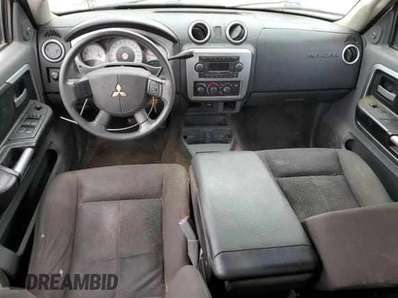 ✅ 2007 Mitsubishi Raider LS • VIN: 1Z7HC28K17S174268 • Lot: 84465045. Listed on Copart with 177,168 mi. Free auction sales archive from the USA and detailed vehicle history report at DreamBid. Image 8.