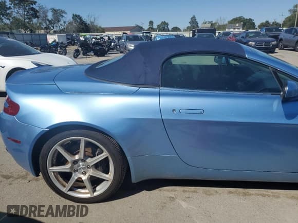 ✅ 2008 Aston Martin Vantage • VIN: SCFBF04B18GD09731 • Lot: 89906055. Wystawiony na Copart z przebiegiem 18 323 mil. Bezpłatny archiwum sprzedaży aukcyjnych z USA i szczegółowy raport historii pojazdu na DreamBid. Zdjęcie 10.