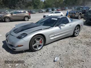 1998 Chevrolet Corvette z VIN 1G1YY22G9W5130736, wystawiony jako Copart lot #84995165 z przebiegiem 87 983 mil mil oraz Czysty tytuł • Clean title. Historia ofert i sprzedaży dostępna na DreamBid. Obrazek 1.
