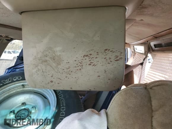 ✅ 2000 GMC Savana Cargo RV Conversion • VIN: 1GDFG15M4Y1140397 • Lot: 76347184. Wystawiony na Copart z przebiegiem Nie podano. Bezpłatny archiwum sprzedaży aukcyjnych z USA i szczegółowy raport historii pojazdu na DreamBid. Zdjęcie 10.