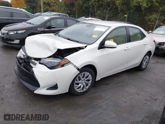 ✅ 2019 Toyota Corolla LE • VIN: 5YFBURHE5KP914786 • Лот: 43584506. Опубликован ранее на IAAI с пробегом 94 016 миль. Бесплатный доступ к архиву аукционных продаж из США и подробный отчёт об истории автомобиля на DreamBid. Изображение 2.