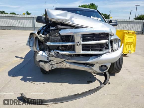 2006 Dodge 3500 SLT с VIN 3D7LL39C36G211996, выставлен на аукционе Copart как лот 58861195 с пробегом 235 172 миль миль и Списание • Salvage title. История ставок и продаж доступна на DreamBid. Изображение 5.