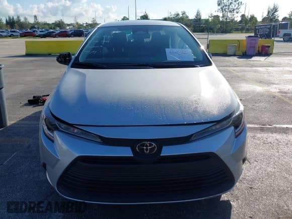 ✅ 2024 Toyota Corolla LE • VIN: 5YFB4MDE0RP216699 • Lot: 43491323. Listed on IAAI with 17,596 mi. Free auction sales archive from the USA and detailed vehicle history report at DreamBid. Image 12.