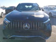 ✅ 2024 Mercedes-Benz GLC 43 AMG • VIN: W1NKM8HB3RF134621 • Lot: 43487257. Wystawiony na IAAI z przebiegiem 10 229 mil. Bezpłatny archiwum sprzedaży aukcyjnych z USA i szczegółowy raport historii pojazdu na DreamBid. Zdjęcie 6.