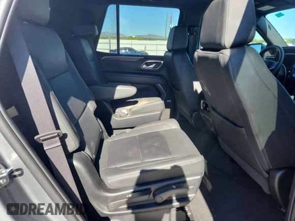 2024 Chevrolet Tahoe LT z VIN 1GNSKNKD1RR301876, wystawiony jako Copart lot #81213415 z przebiegiem 25 392 mil mil oraz Szkoda całkowita • Salvage title. Historia ofert i sprzedaży dostępna na DreamBid. Obrazek 11.