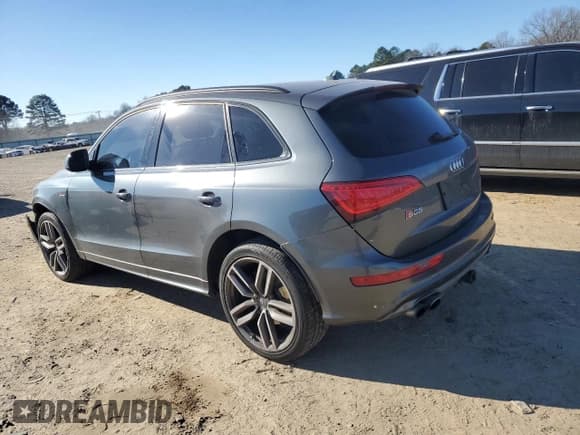 ✅ 2015 Audi SQ5 Premium Plus • VIN: WA1CGAFP8FA126669 • Lot: 88633785. Listed on Copart with 165,996 mi. Free auction sales archive from the USA and detailed vehicle history report at DreamBid. Image 2.