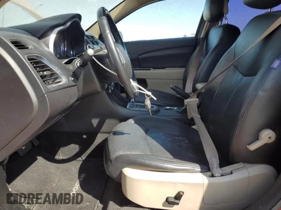 ✅ 2013 Dodge Avenger SXT • VIN: 1C3CDZCG2DN655157 • Lot: 81258365. Listed on Copart with 142,632 mi. Free auction sales archive from the USA and detailed vehicle history report at DreamBid. Image 7.