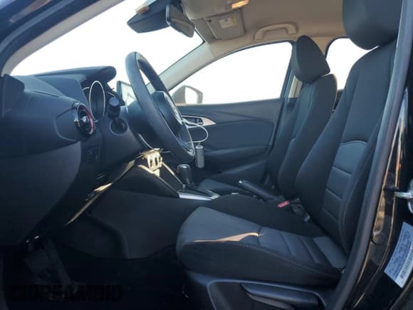 ✅ 2018 Mazda CX-3 Sport • VIN: JM1DKDB72J1311308 • Lot: 72073825. Listed on Copart with 90,466 mi. Free auction sales archive from the USA and detailed vehicle history report at DreamBid. Image 7.