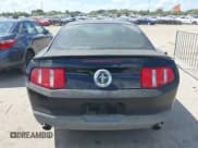 ✅ 2012 Ford Mustang Premium • VIN: 1ZVBP8AM0C5221509 • Lot: 43311750. Wystawiony na IAAI z przebiegiem 128 321 mil. Bezpłatny archiwum sprzedaży aukcyjnych z USA i szczegółowy raport historii pojazdu na DreamBid. Zdjęcie 16.
