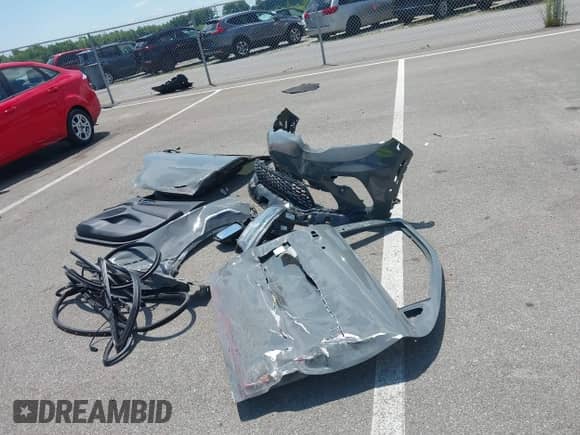 2024 Dodge Durango R/T Plus z VIN 1C4SDJCT5RC251200, wystawiony jako IAAI lot #42635175 z przebiegiem 8 887 mil mil oraz . Historia ofert i sprzedaży dostępna na DreamBid. Obrazek 19.