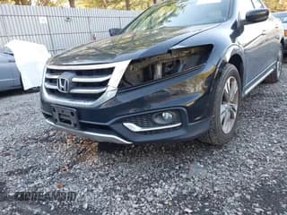 ✅ 2013 Honda Crosstour EX-L • VIN: 5J6TF2H52DL003925 • Lot: 43496615. Wystawiony na IAAI z przebiegiem 241 456 mil. Bezpłatny archiwum sprzedaży aukcyjnych z USA i szczegółowy raport historii pojazdu na DreamBid. Zdjęcie 6.