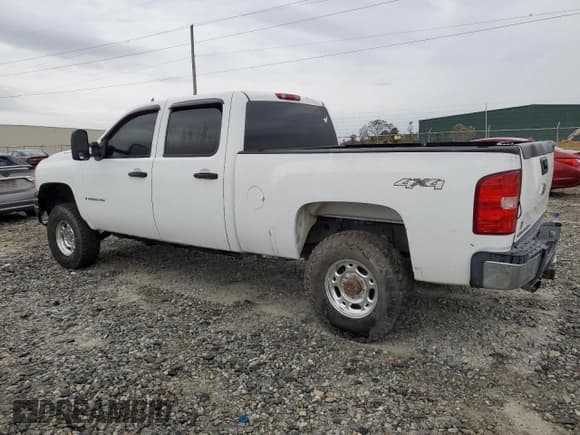 ✅ 2009 Chevrolet Silverado 2500HD Work Truck • VIN: 1GCHK43K19F123009 • Lot: 78899344. Wystawiony na Copart z przebiegiem 295 139 mil. Bezpłatny archiwum sprzedaży aukcyjnych z USA i szczegółowy raport historii pojazdu na DreamBid. Zdjęcie 2.