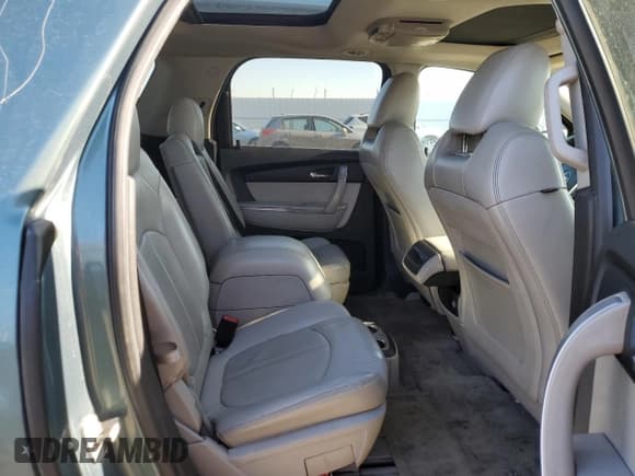 ✅ 2010 GMC Acadia SLT2 • VIN: 1GKLRNED6AJ136810 • Lot: 44504015. Listed on Copart with 289,198 mi. Free auction sales archive from the USA and detailed vehicle history report at DreamBid. Image 11.