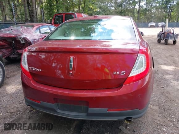 ✅ 2014 Lincoln MKS • VIN: 1LNHL9DK9EG610435 • Lot: 42824812. Wystawiony na IAAI z przebiegiem 139 534 mil. Bezpłatny archiwum sprzedaży aukcyjnych z USA i szczegółowy raport historii pojazdu na DreamBid. Zdjęcie 16.