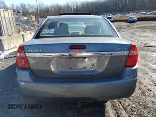 2004 Chevrolet Malibu LS z VIN 1G1ZT54864F153649, wystawiony jako Copart lot #83007004 z przebiegiem Nie podano mil oraz Szkoda całkowita • Salvage title. Historia ofert i sprzedaży dostępna na DreamBid. Obrazek 6.