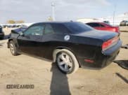 ✅ 2010 Dodge Challenger SE • VIN: 2B3CJ4DV8AH219228 • Lot: 77790764. Wystawiony na Copart z przebiegiem Nie podano. Bezpłatny archiwum sprzedaży aukcyjnych z USA i szczegółowy raport historii pojazdu na DreamBid. Zdjęcie 2.