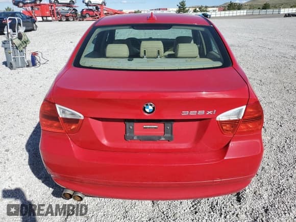 ✅ 2007 BMW 3 Series 328xi • VIN: WBAVC93597KX55782 • Lot: 55700835. Listed on Copart with 102,944 mi. Free auction sales archive from the USA and detailed vehicle history report at DreamBid. Image 6.